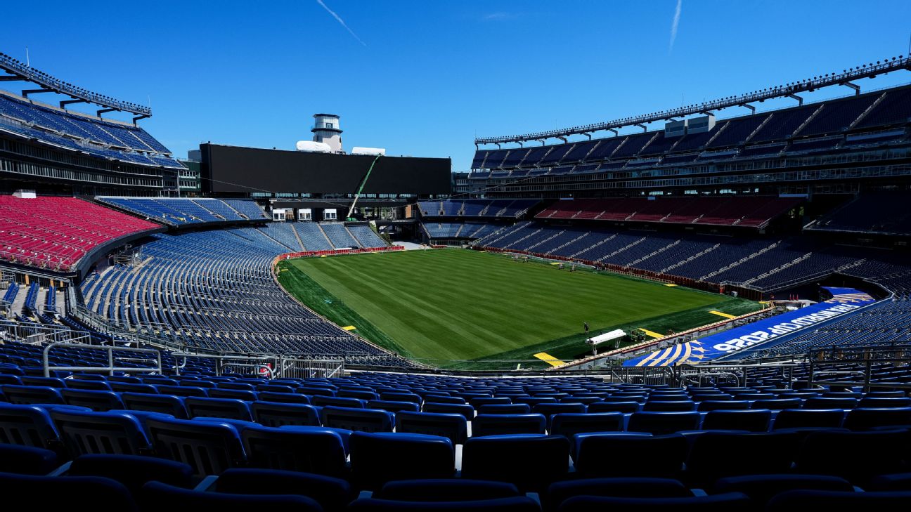 NFL球场如何变身世界杯草皮：11座主场改造全记录
